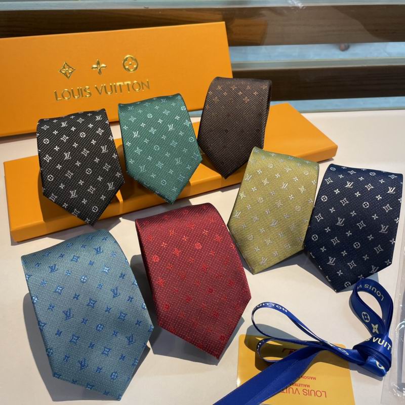 LV Tie hm17